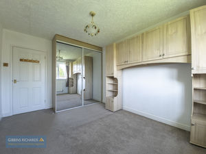 Bedroom- click for photo gallery